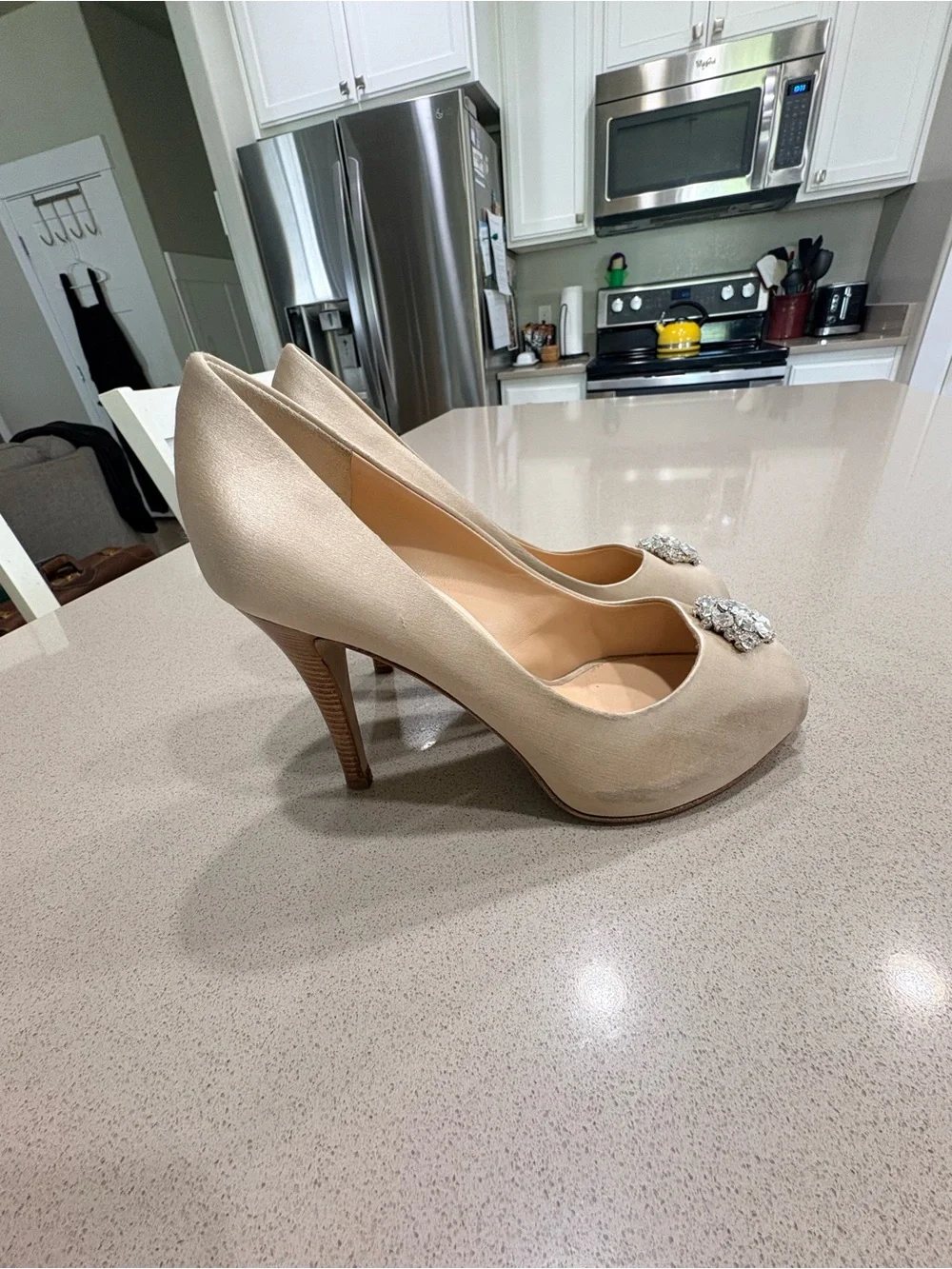 Giuseppe Zanotti beige satin peep toe pumps with Swarovski details